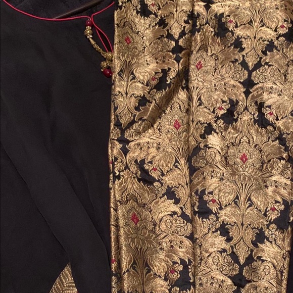 Eastern Outfits - Picture 4 of 8